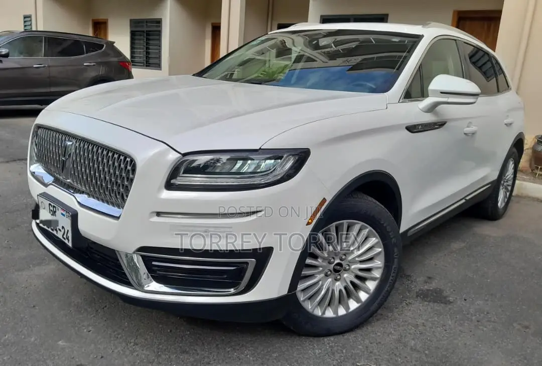 Lincoln Nautilus 2020 White