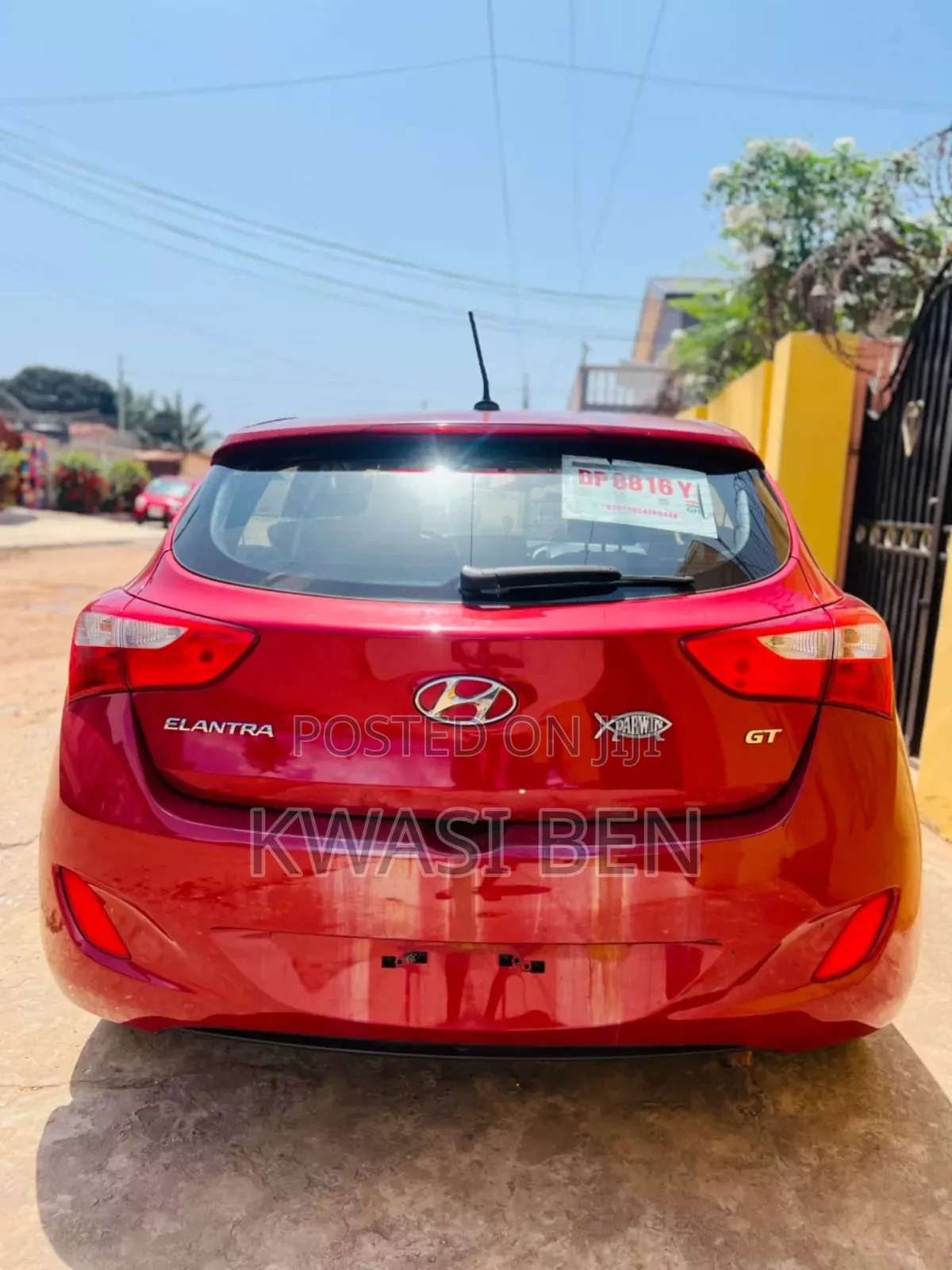 Hyundai Elantra 2018 Red