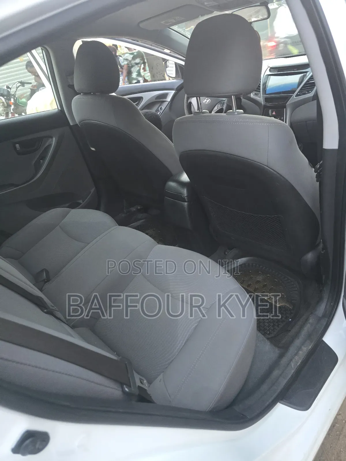 Hyundai Elantra Limited Sedan FWD (1.8L 4cyl 6A) 2016 White