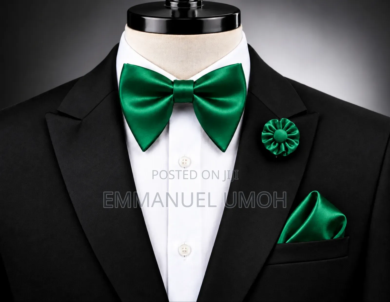 Classy Butterfly Bow Tie With Pocket Square and Elegant Brooch