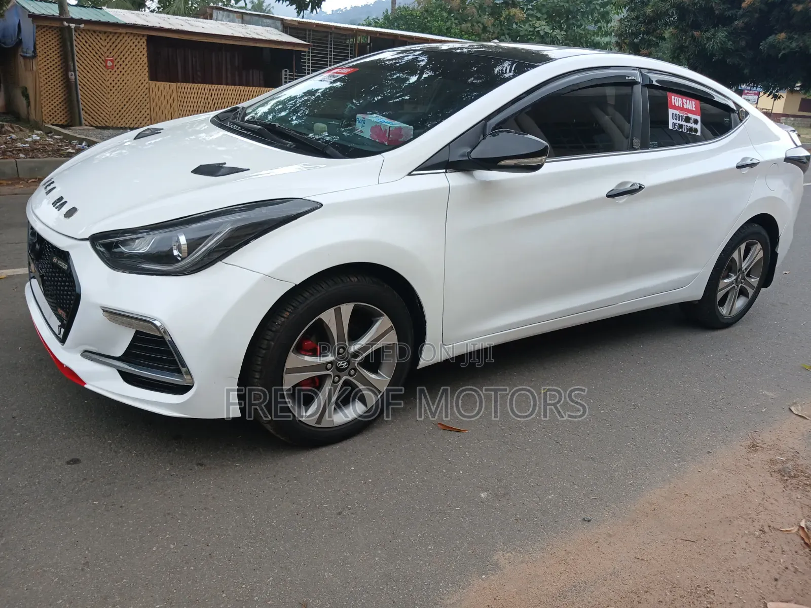 Hyundai Elantra 2013 White