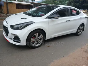 Hyundai Elantra 2013 White