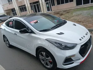 Hyundai Elantra 2013 White