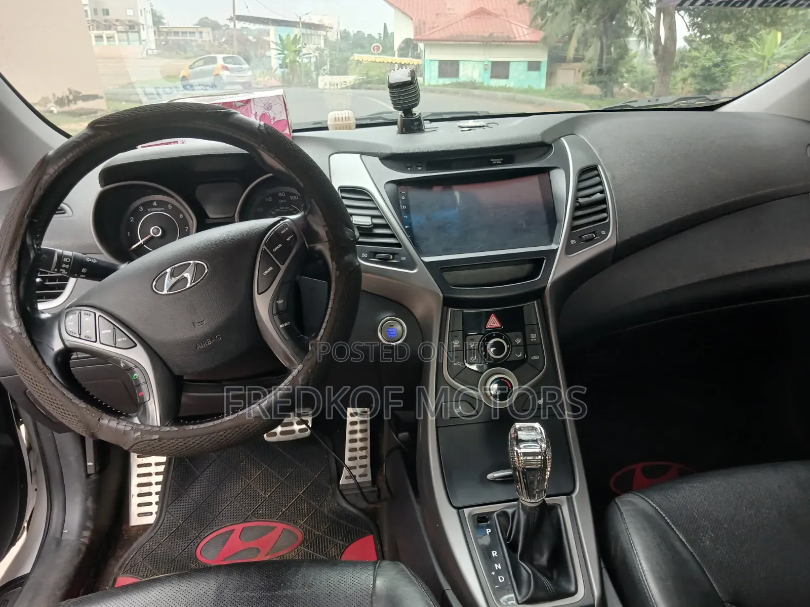 Hyundai Elantra 2013 White