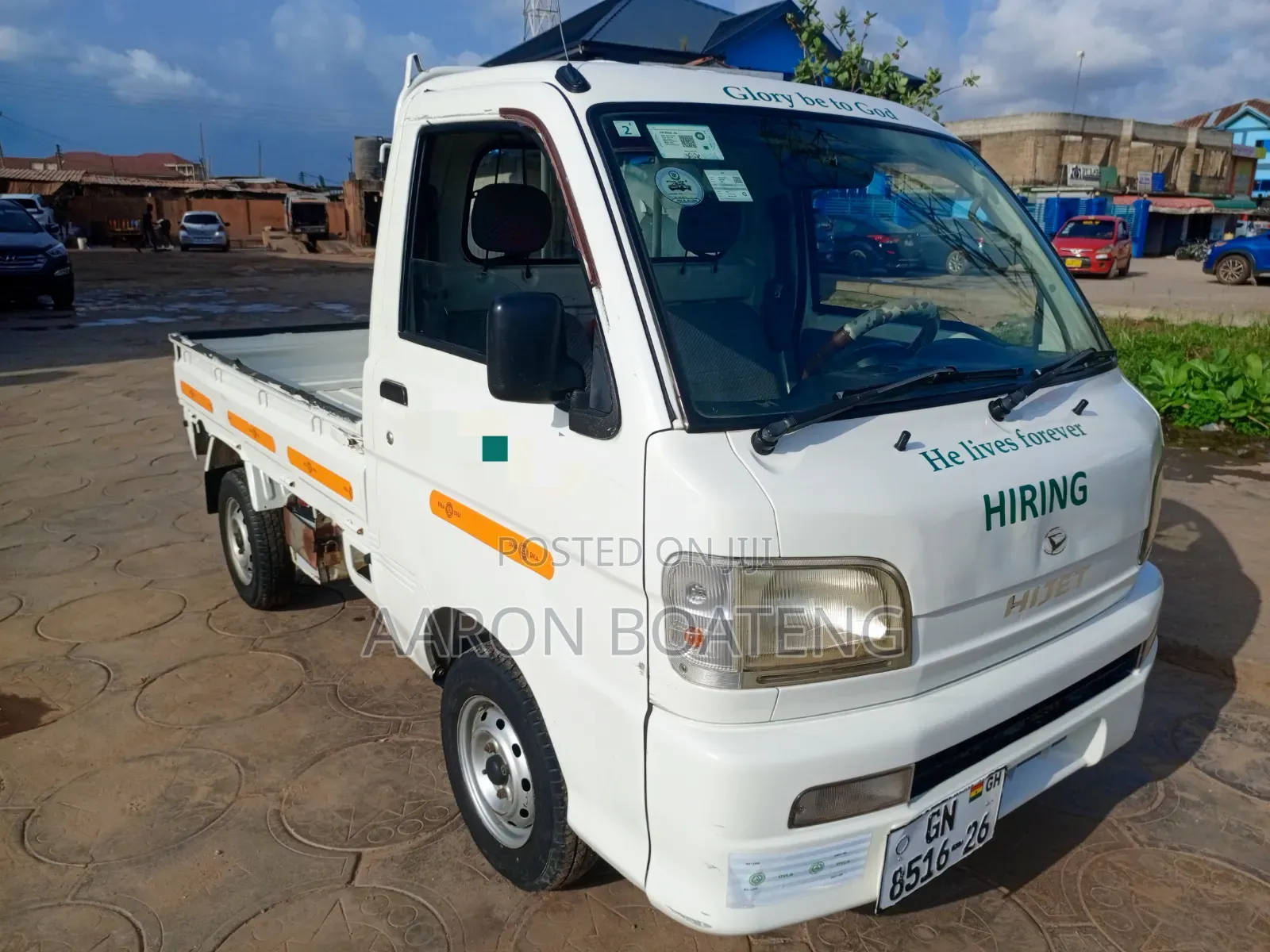 Daihatsu Hijet 4x4 (Abossey Okai Macho)