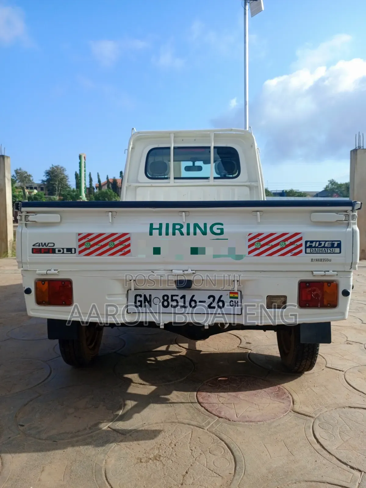 Daihatsu Hijet 4x4 (Abossey Okai Macho)