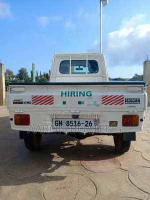 Daihatsu Hijet 4x4 (Abossey Okai Macho)