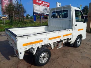Daihatsu Hijet 4x4 (Abossey Okai Macho)