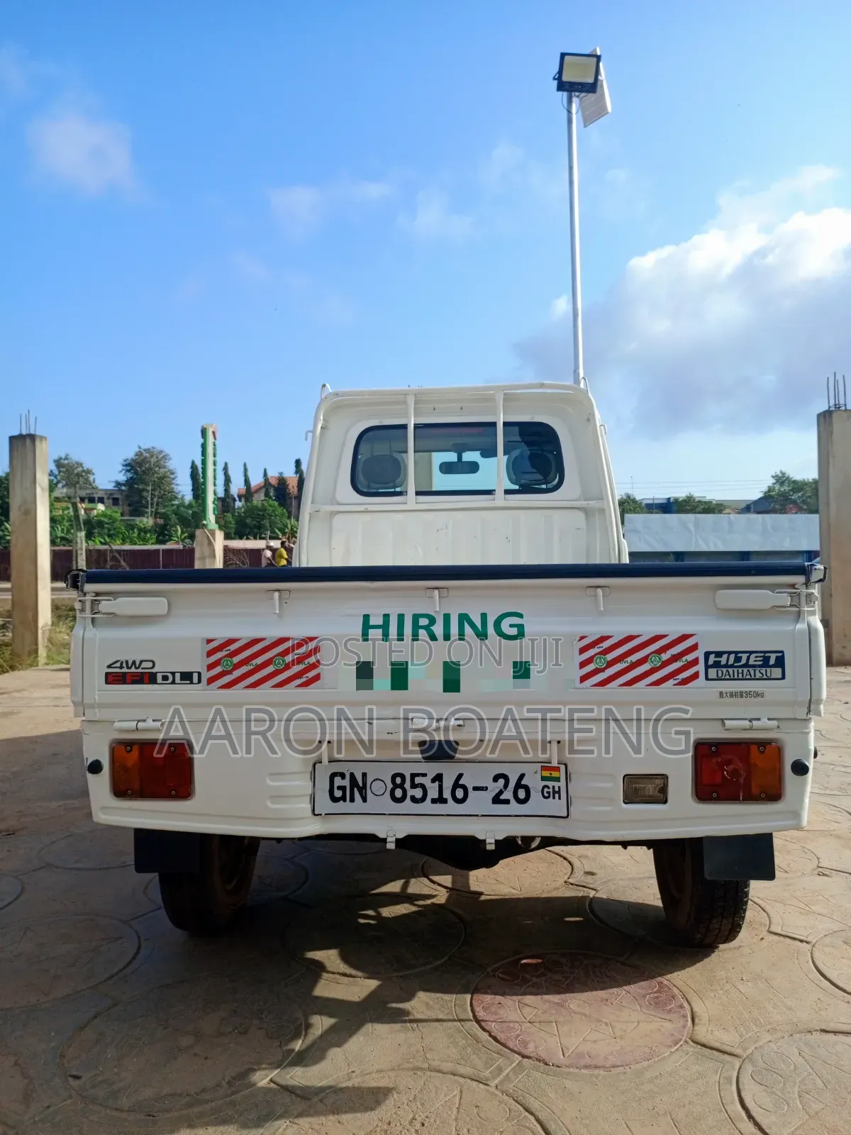 Daihatsu Hijet 4x4 (Abossey Okai Macho)