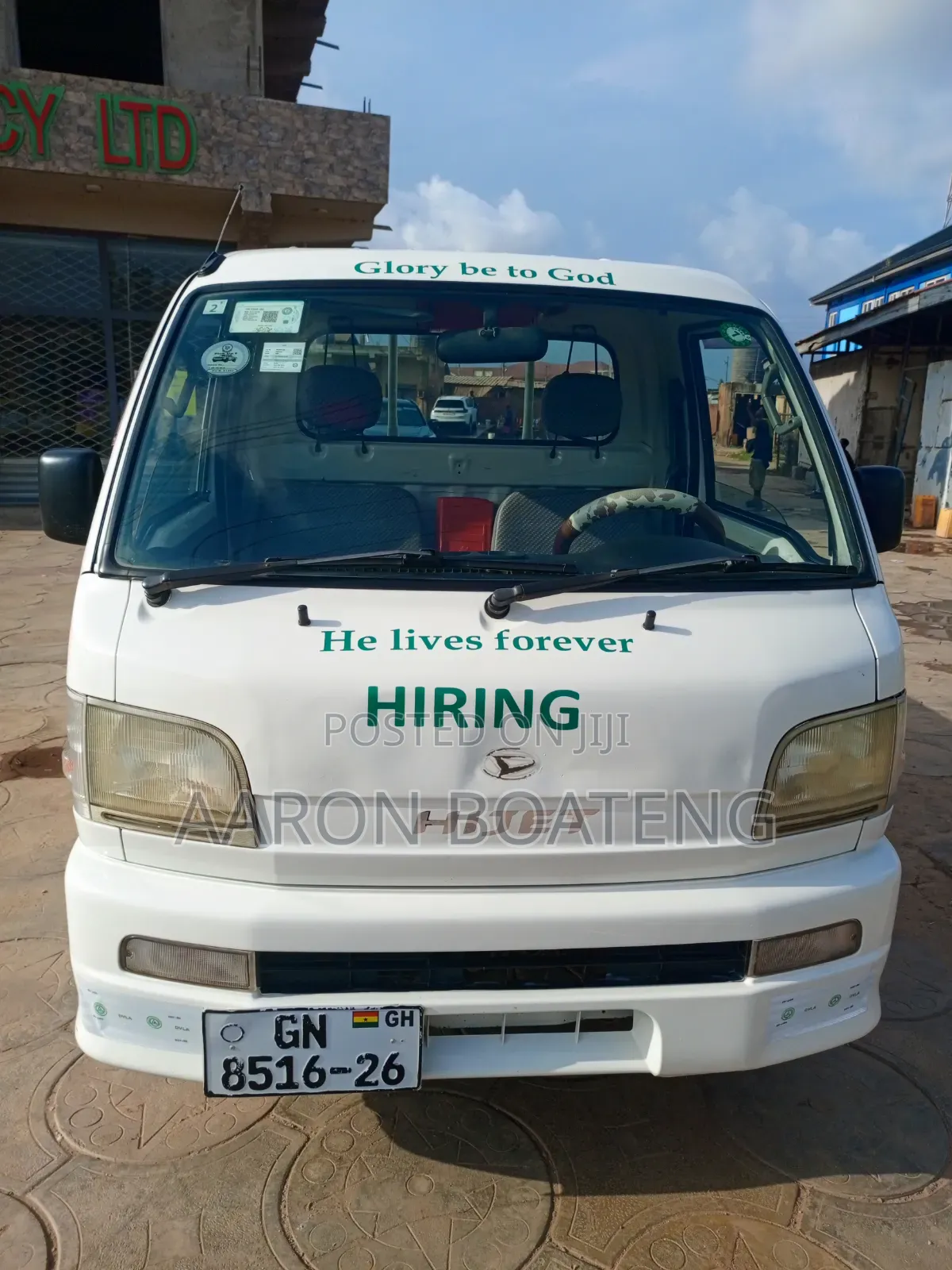 Daihatsu Hijet 4x4 (Abossey Okai Macho)