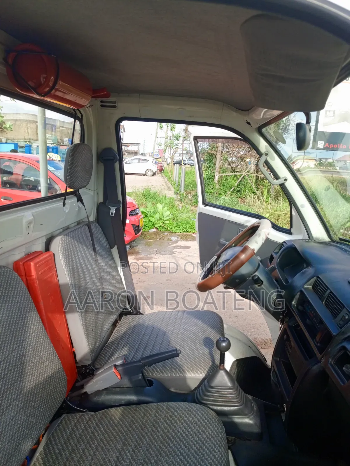 Daihatsu Hijet 4x4 (Abossey Okai Macho)