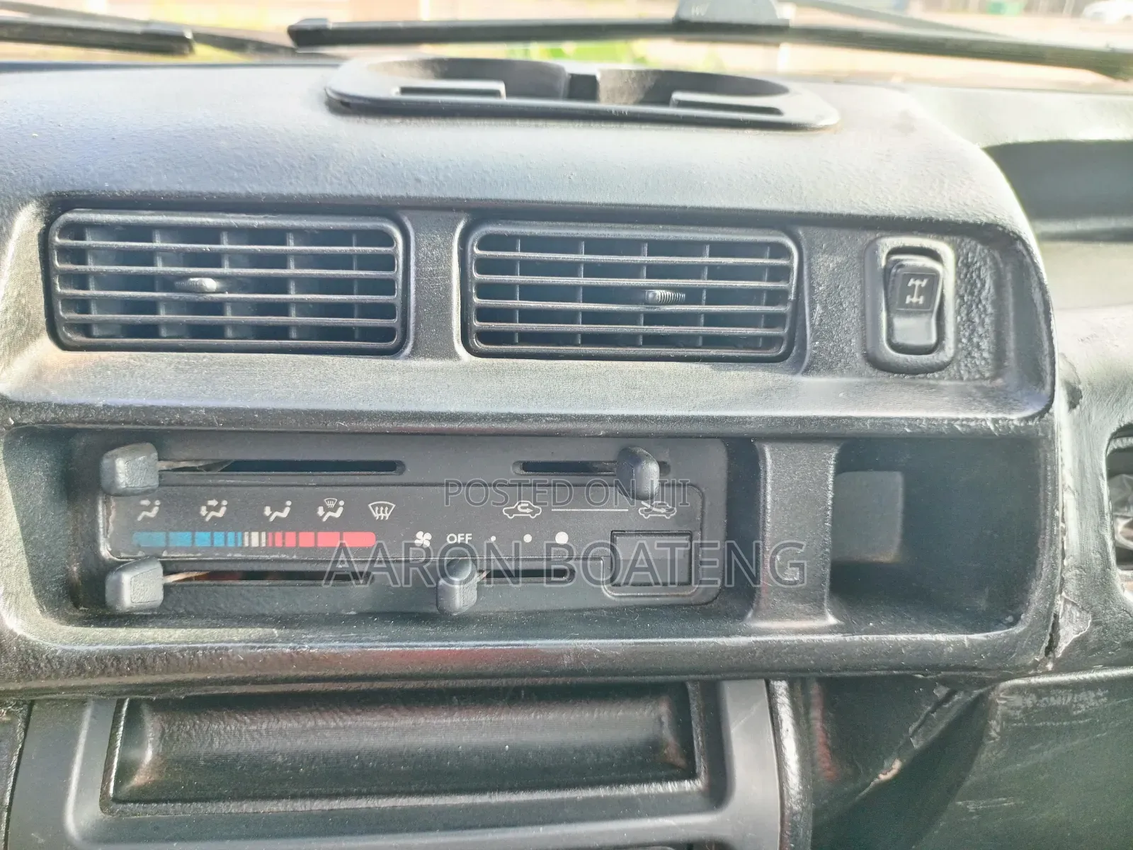Daihatsu Hijet 4x4 (Abossey Okai Macho)