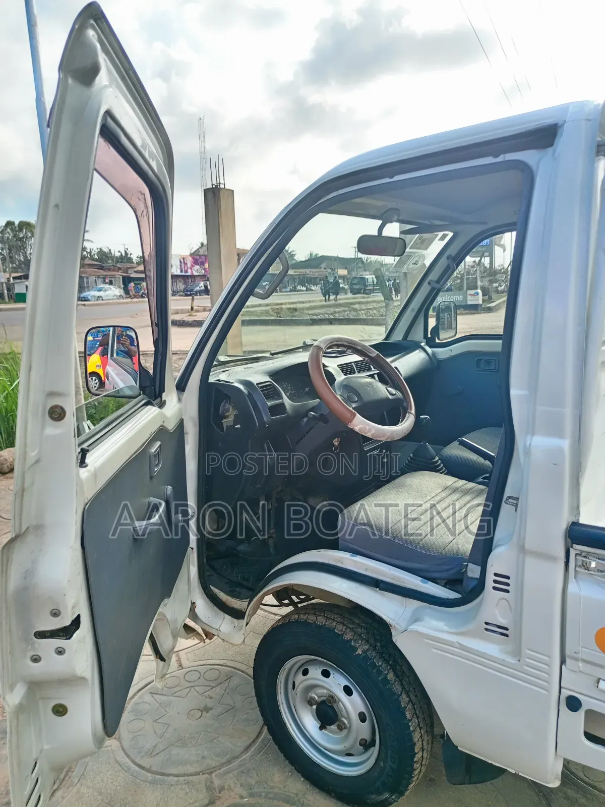 Daihatsu Hijet 4x4 (Abossey Okai Macho)