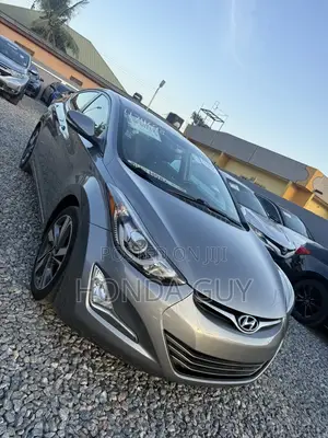 Hyundai Elantra Limited 4dr Sedan (1.8L 4cyl 6A) 2014 Silver