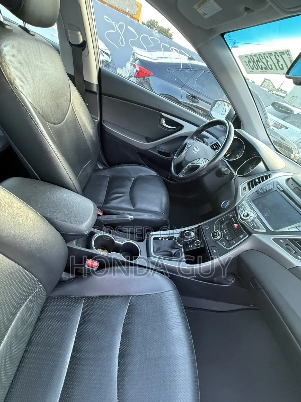 Hyundai Elantra Limited 4dr Sedan (1.8L 4cyl 6A) 2014 Silver