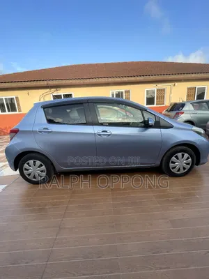 Toyota Vitz 2015 Blue