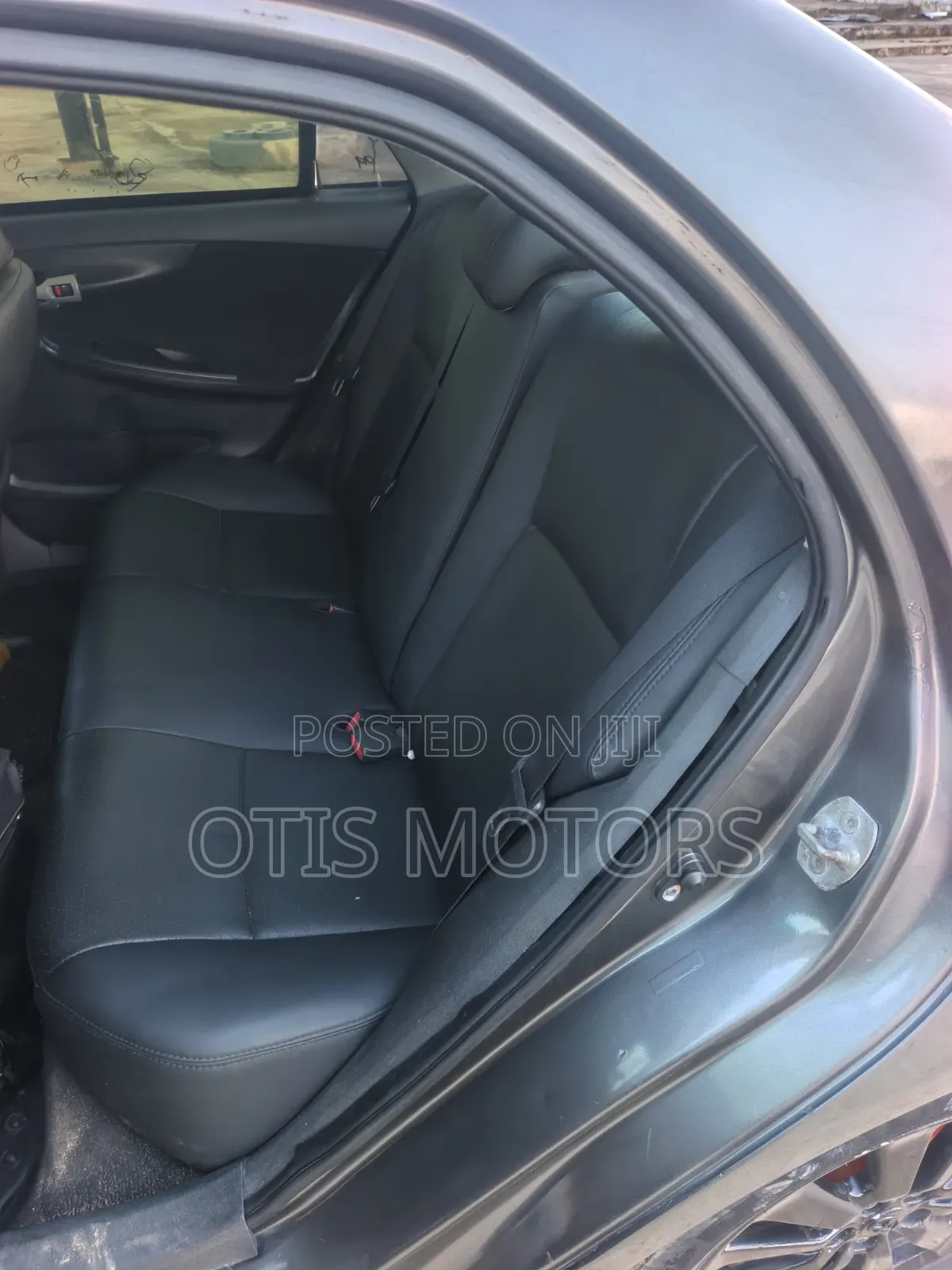 Toyota Corolla 2010 Gray
