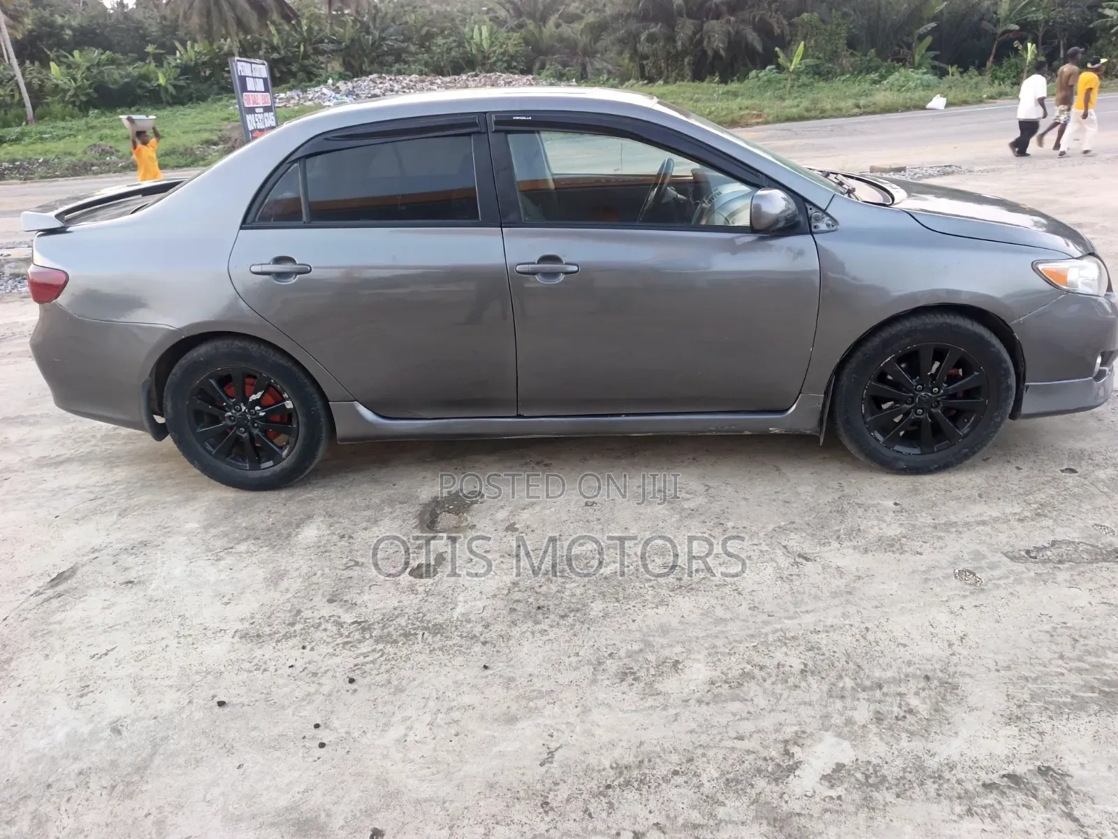 Toyota Corolla 2010 Gray