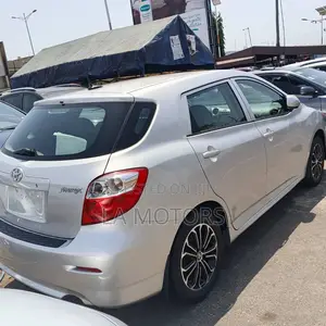 Toyota Matrix 2010 Silver