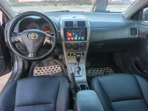 Toyota Corolla 2010 Gray