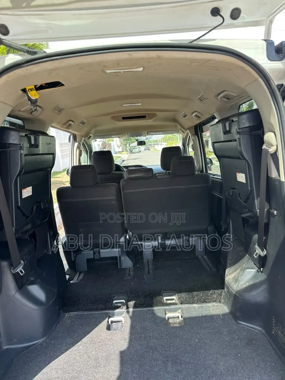Toyota Noah 2015 White