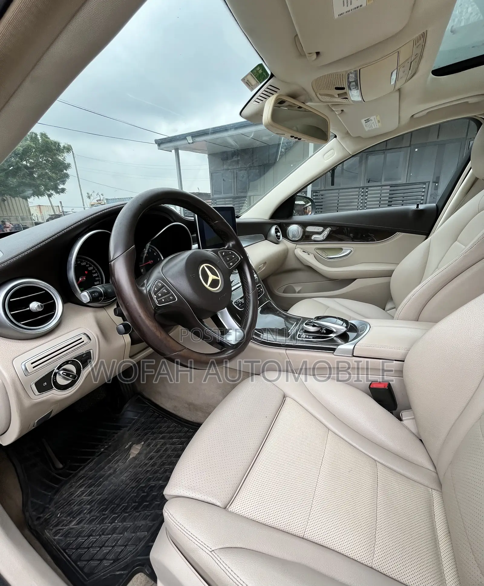 Mercedes-Benz C300 2015 Gray