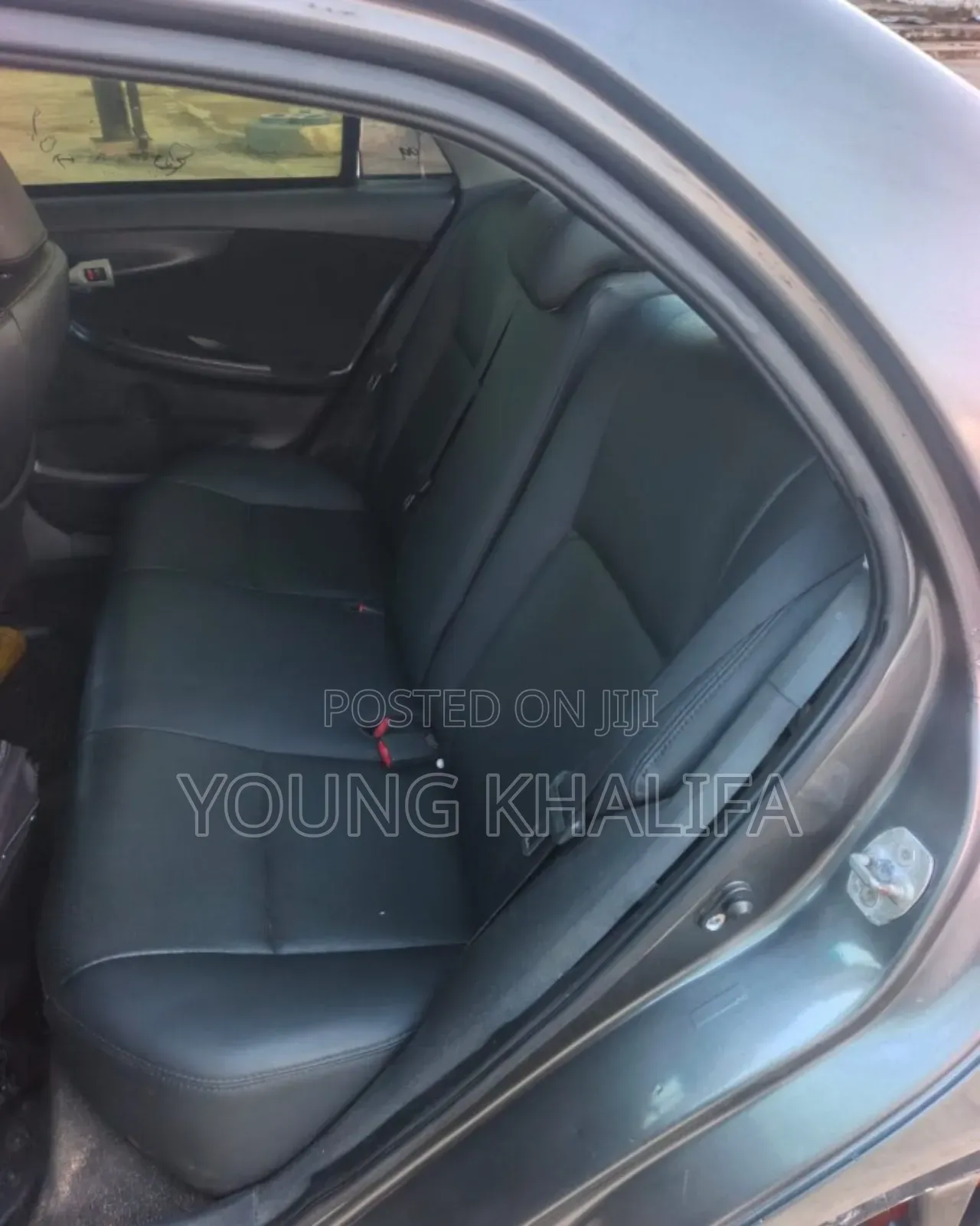 Toyota Corolla 2010 Gray