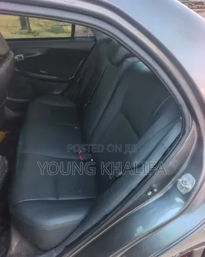 Toyota Corolla 2010 Gray