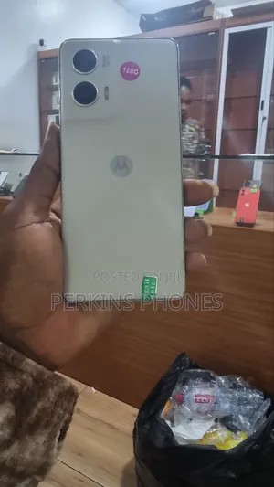 New Motorola Moto G Stylus 5G (2024) 128 GB Gold