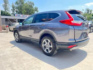 Honda CR-V Touring AWD 2018 Gray