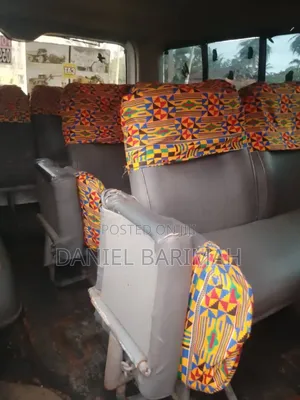 Toyota HiAce 2005 White
