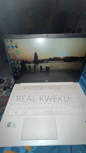 Laptop HP 240 8GB Intel Celeron HDD 256GB