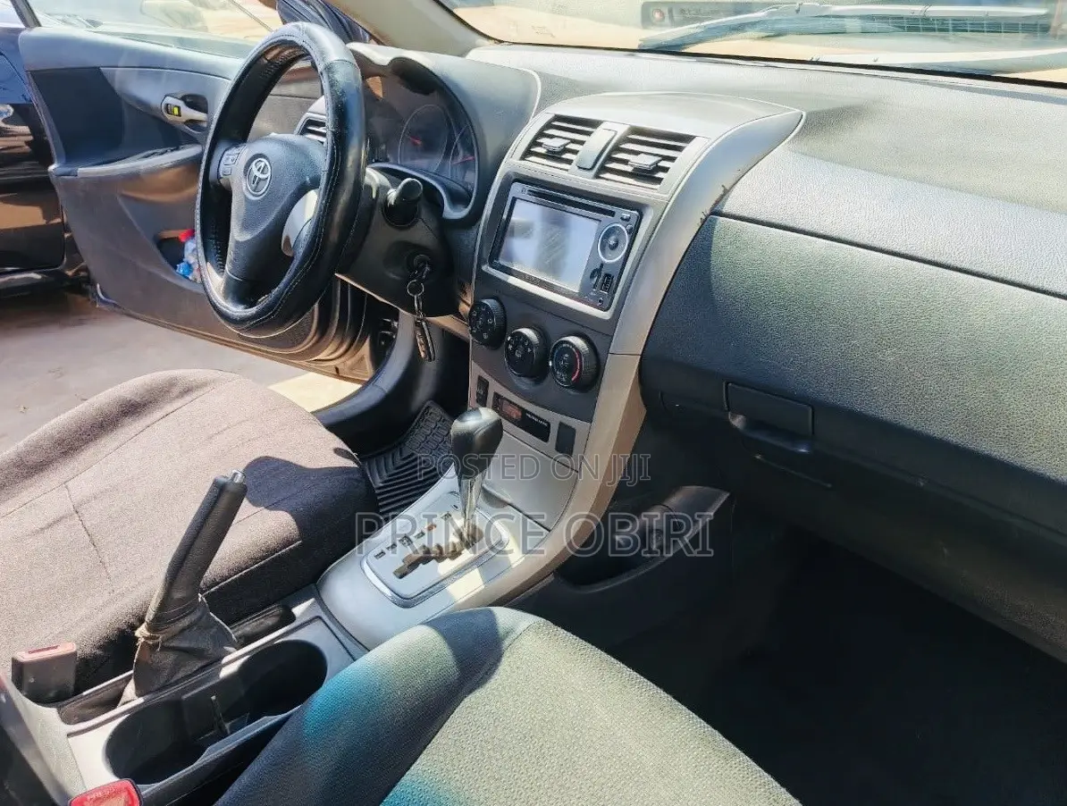 Toyota Corolla S 4dr Sedan (1.8L 4cyl 4A) 2010 Gray