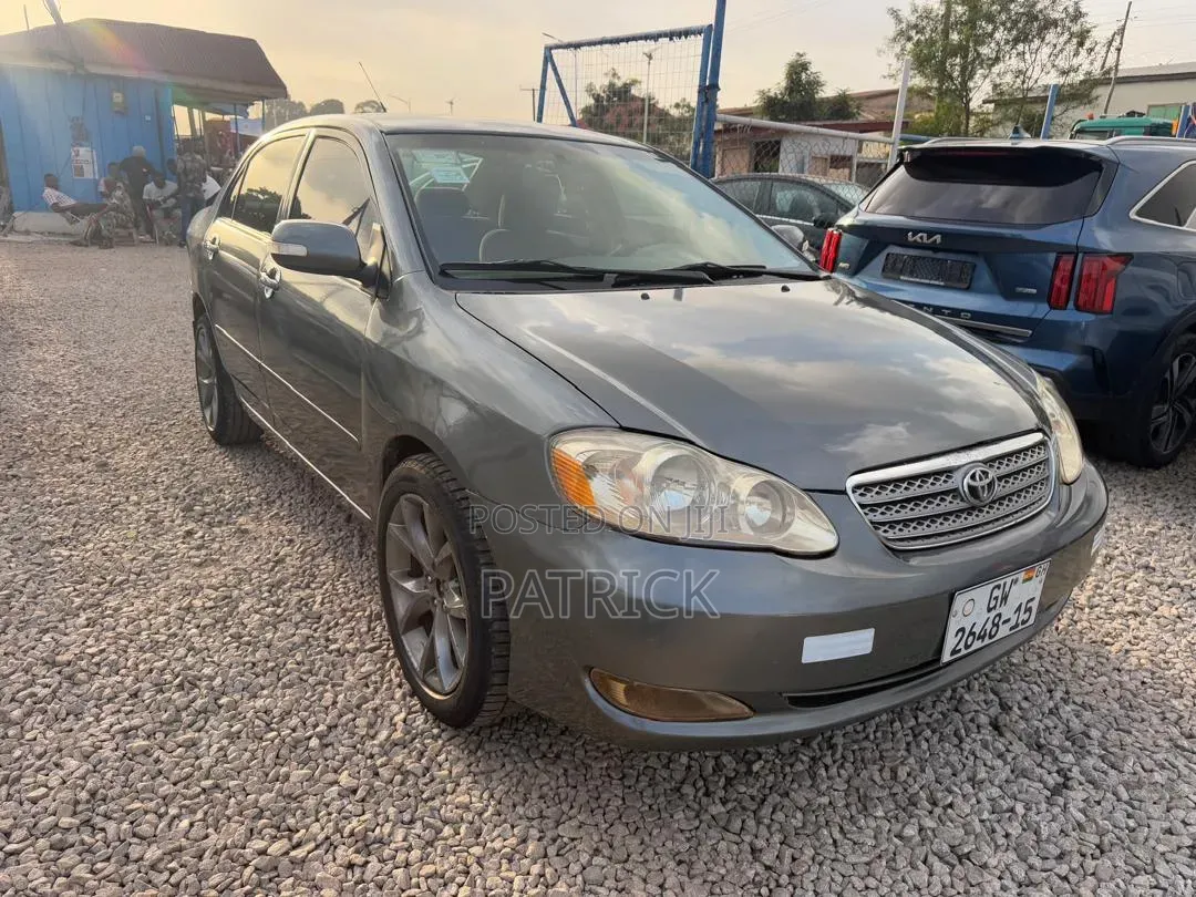 Toyota Corolla LE 2005 Gray