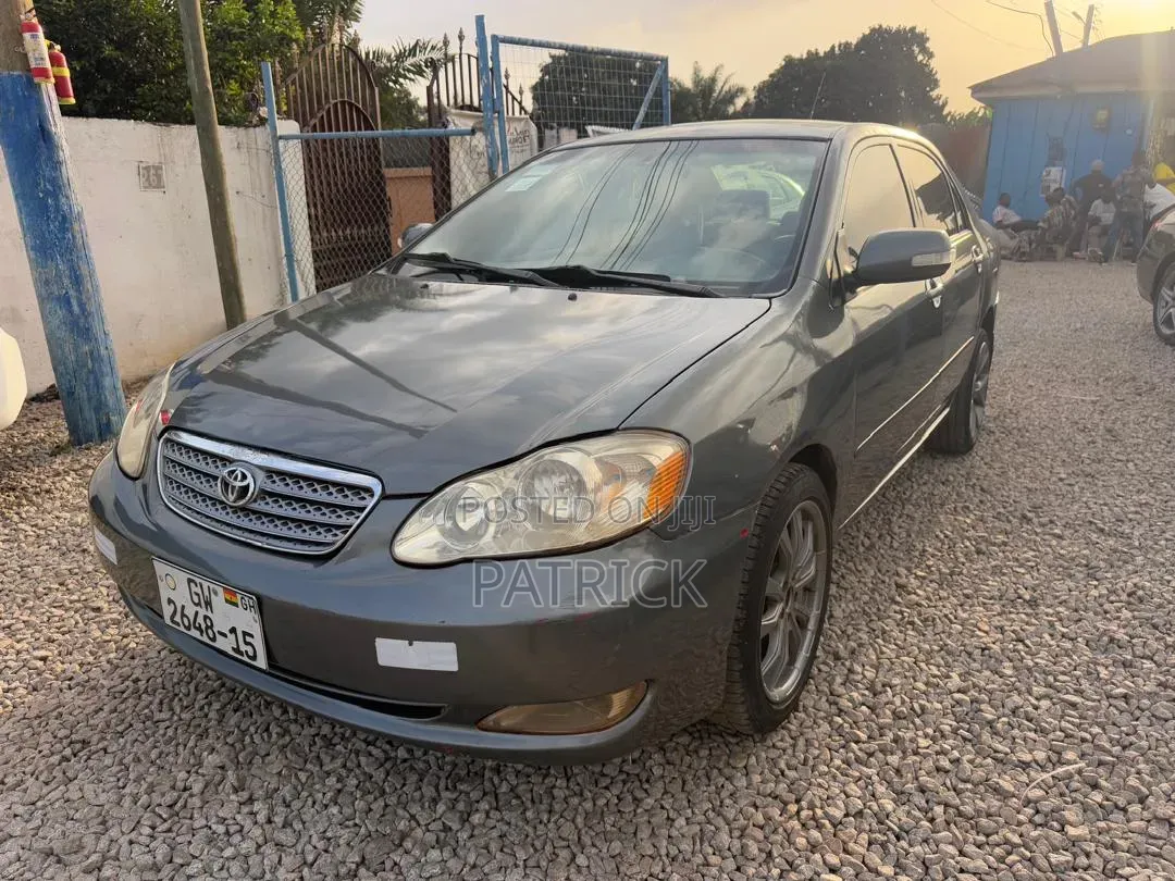Toyota Corolla LE 2005 Gray