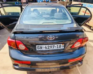 Toyota Corolla S 4dr Sedan (1.8L 4cyl 4A) 2010 Gray