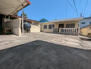 5bdrm House in Dansoman for sale