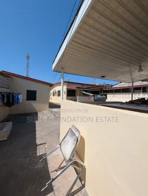 5bdrm House in Dansoman for sale