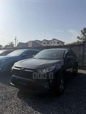 Toyota RAV4 LE FWD 2023 Black