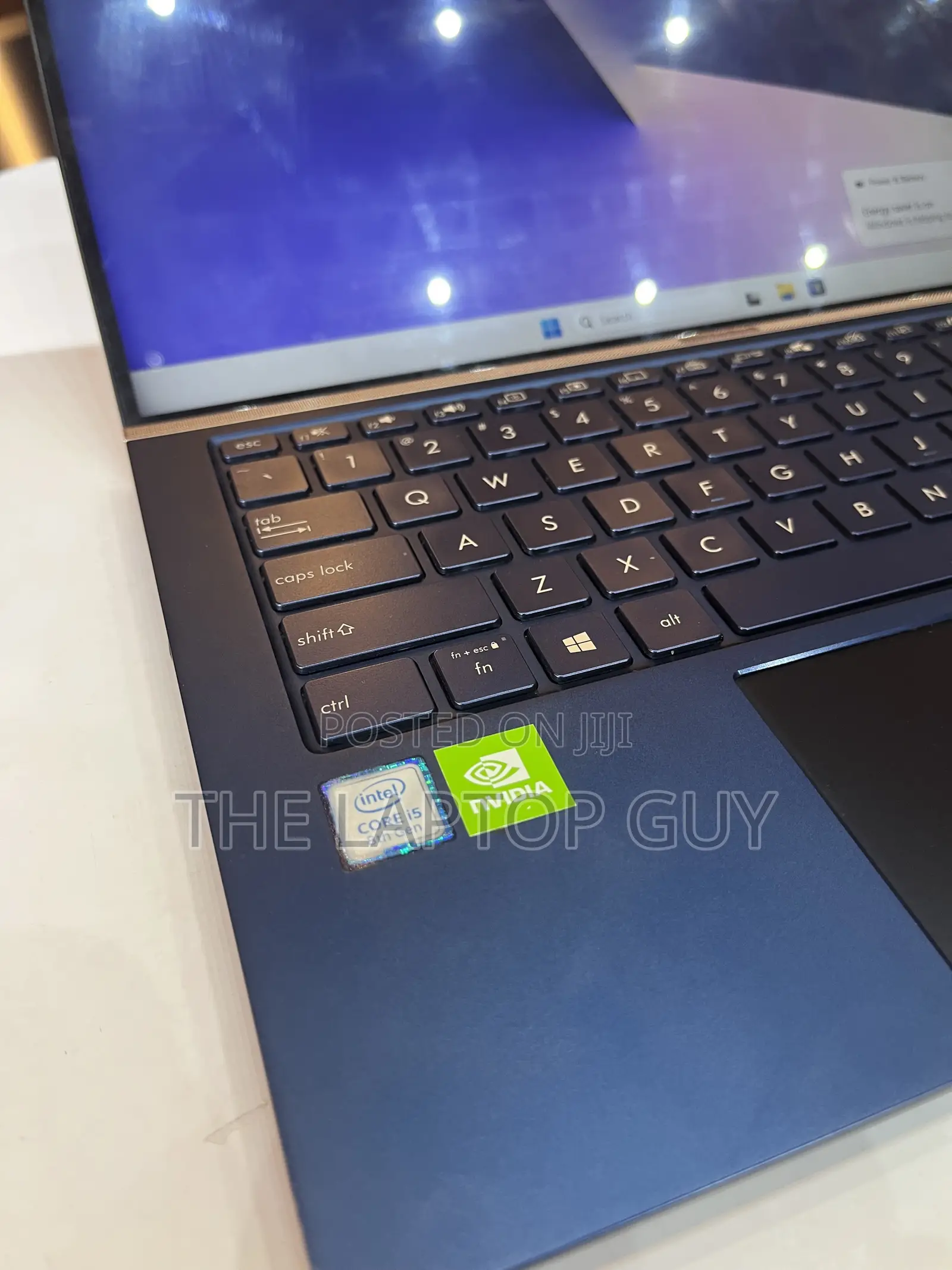 Laptop Asus Zenbook 14 8GB Intel Core i5 SSD 512GB