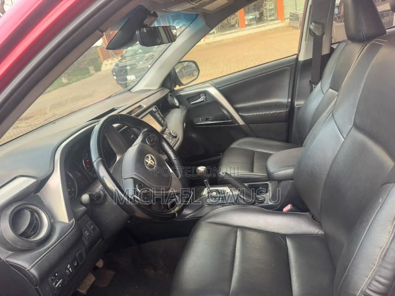 Toyota RAV4 2016 Red