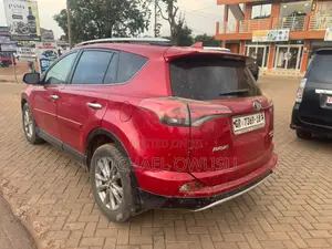 Toyota RAV4 2016 Red