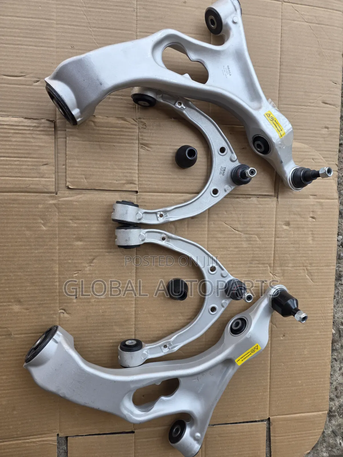 Control Track Arm