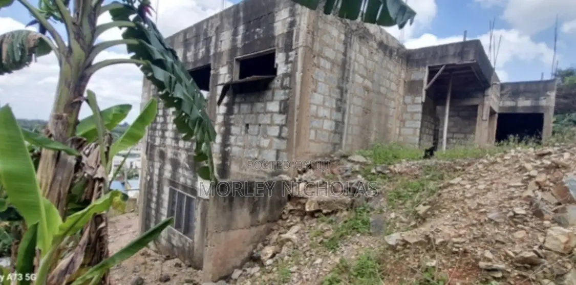 4bdrm Duplex in Acp Estate, Pokuase for sale