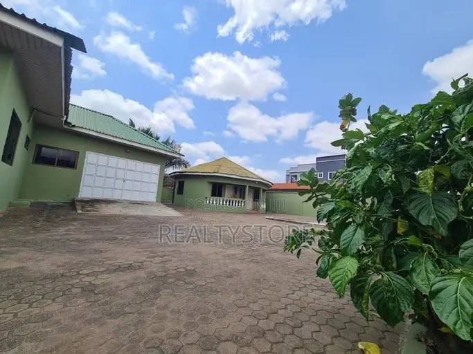 4bdrm House in North Legon, Accra Metropolitan for rent