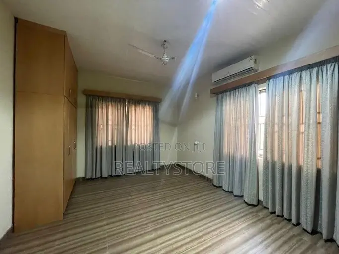 4bdrm House in North Legon, Accra Metropolitan for rent