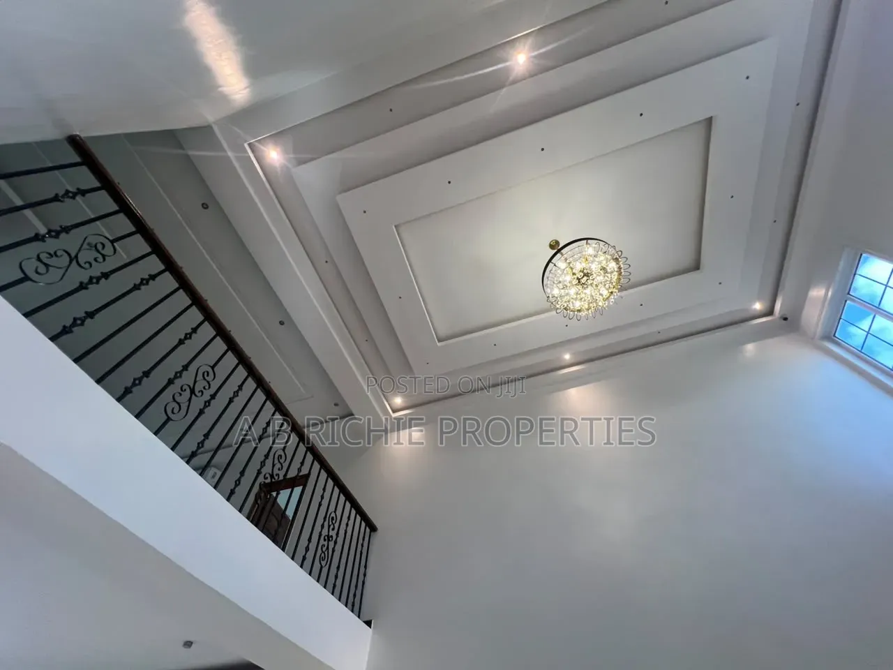 6bdrm Mansion in Ab Richie Properties, Tseaddo for rent