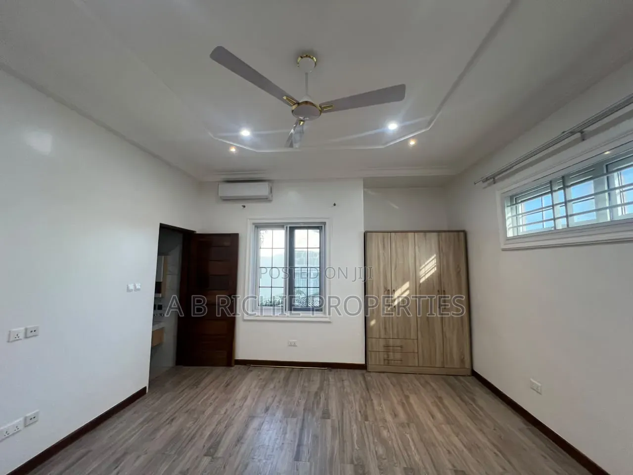 6bdrm Mansion in Ab Richie Properties, Tseaddo for rent