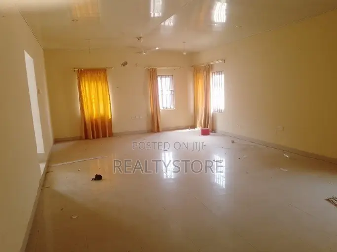 3bdrm House in Kasoa Tollbooth, Accra Metropolitan for sale