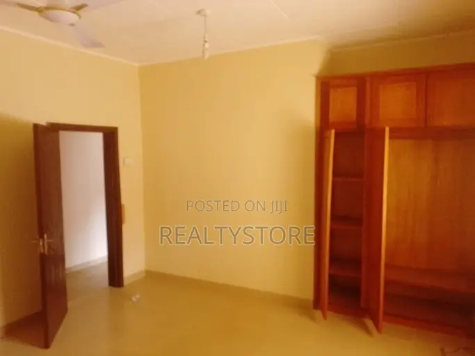 3bdrm House in Kasoa Tollbooth, Accra Metropolitan for sale